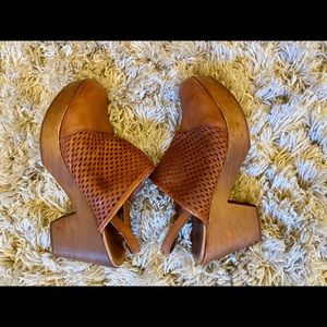 Free People Clogs